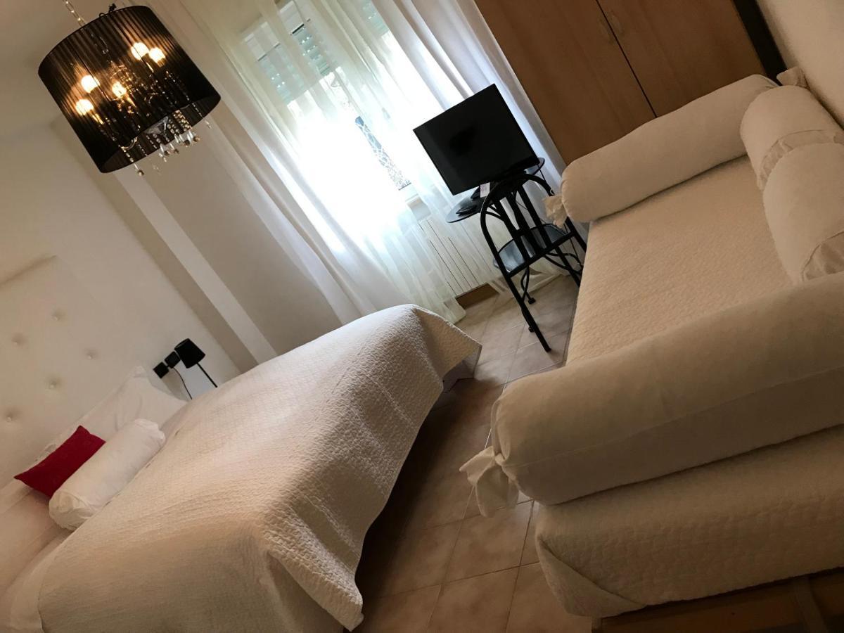 Ascoli Bonjour B&B & Apartments Parcheggio Privato & Giardino Ascoli Piceno Luaran gambar